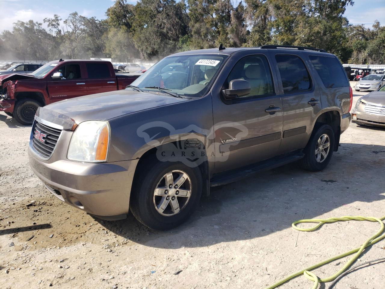 GMC Yukon SLE 5.3L  8 2011