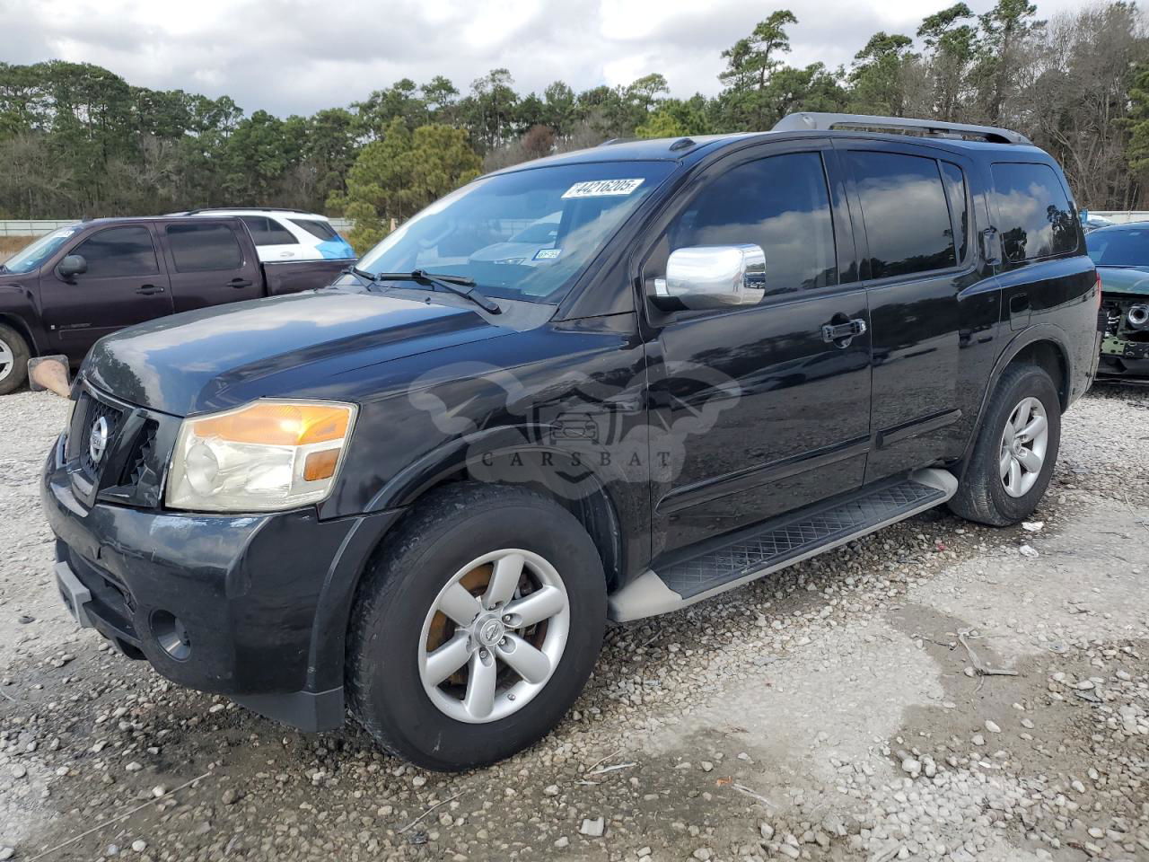 Nissan Armada SV 5.6L  8 2014
