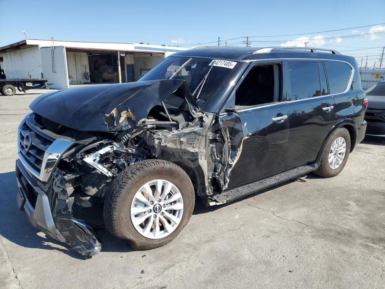 Nissan Armada SV 5.6L  8 2021