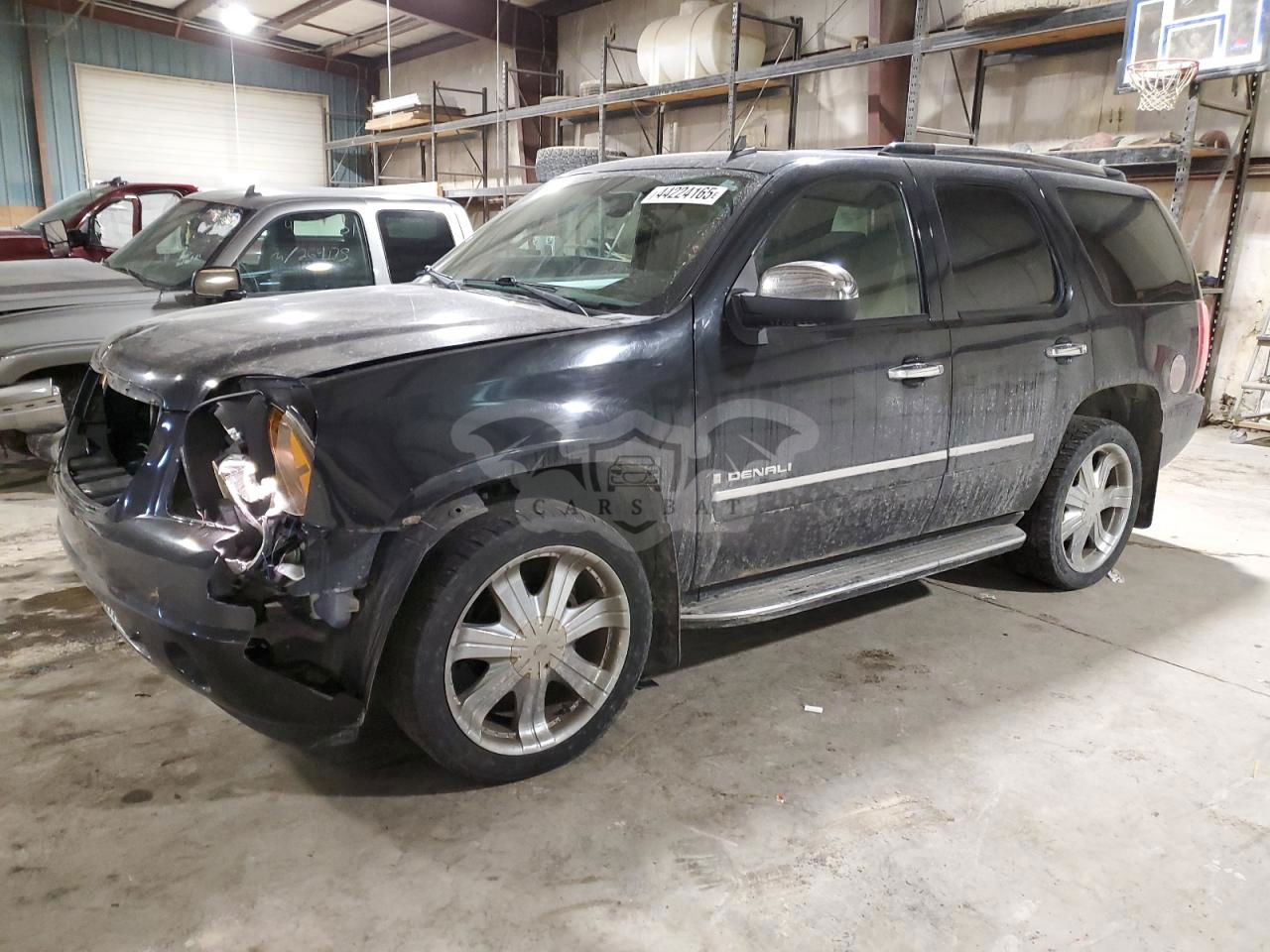 GMC Yukon DENALI 6.2L  8 2009