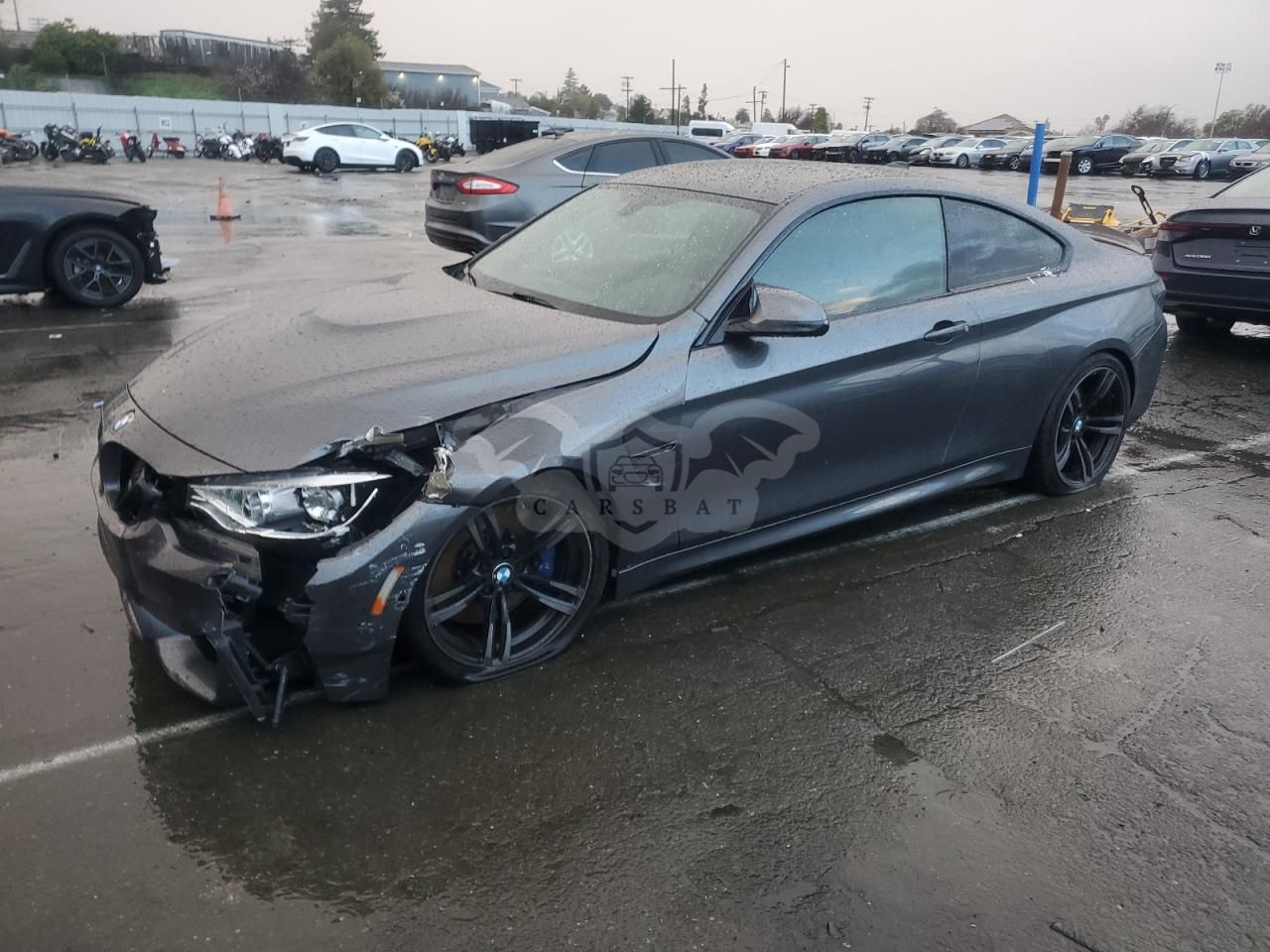 BMW M4 3.0L 6 2015