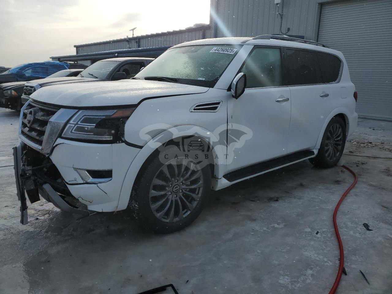 Nissan Armada PLATINUM 5.6L  8 2023