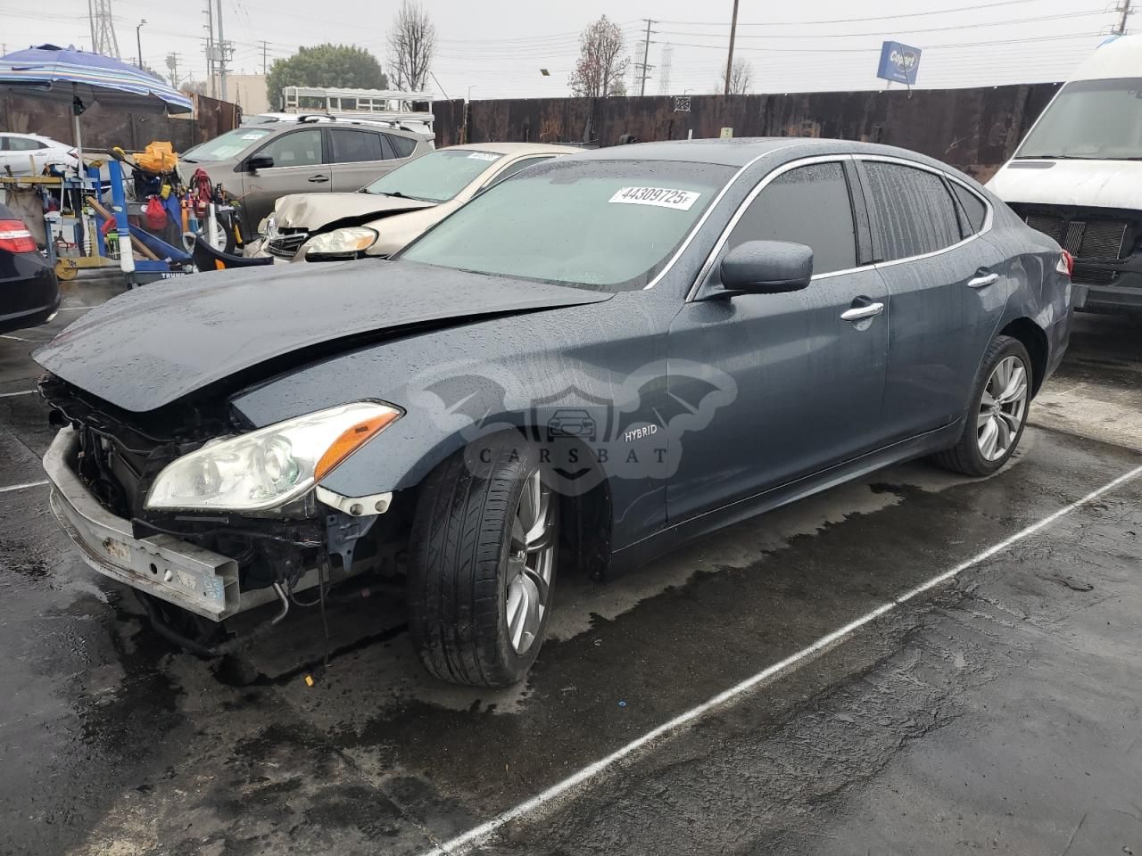 Infiniti M35 3.5L 6 2012