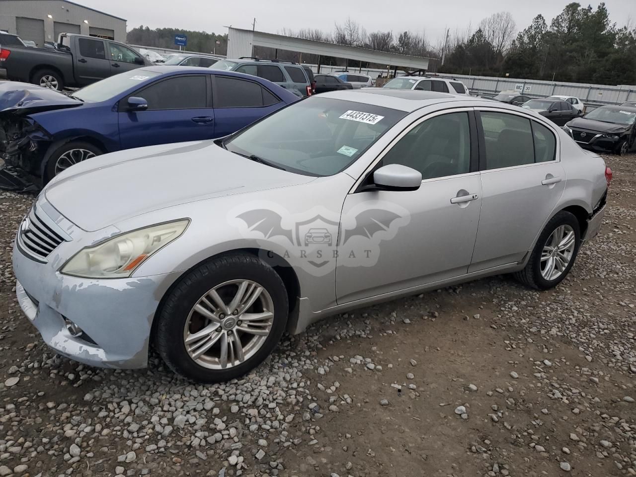 Infiniti G25 2.5L 6 2011