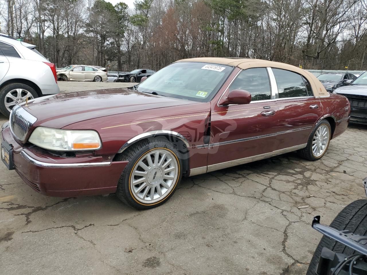Lincoln Town Car EXECUTIVE 4.6L 8 2004