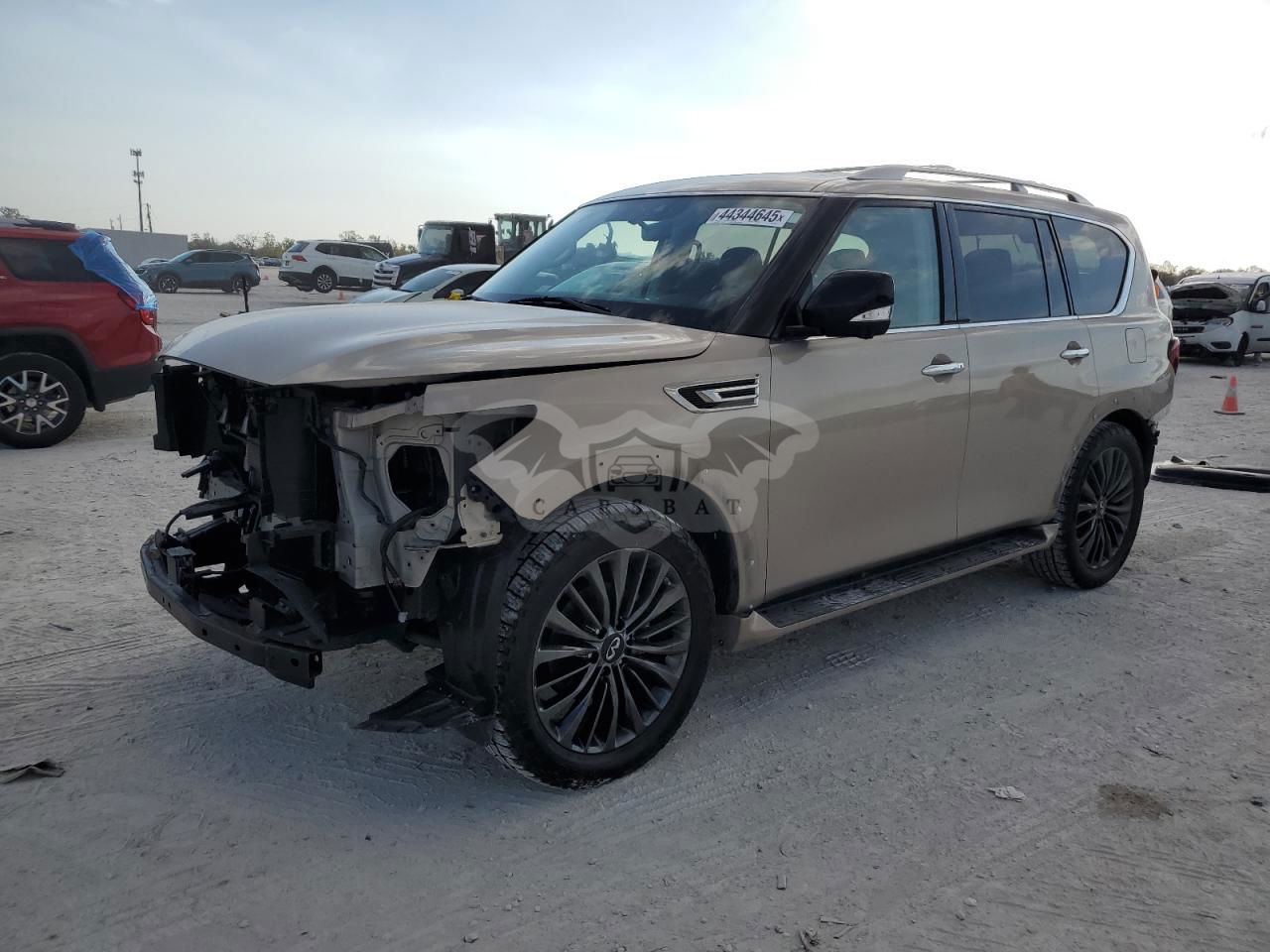 Infiniti QX80 LUXE 5.6L  8 2021