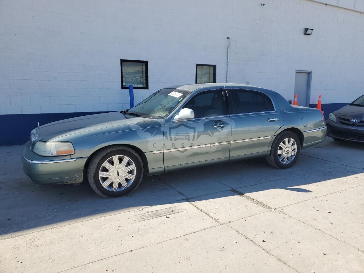 Lincoln Town Car SIGNATURE LIMITED 4.6L 8 2005