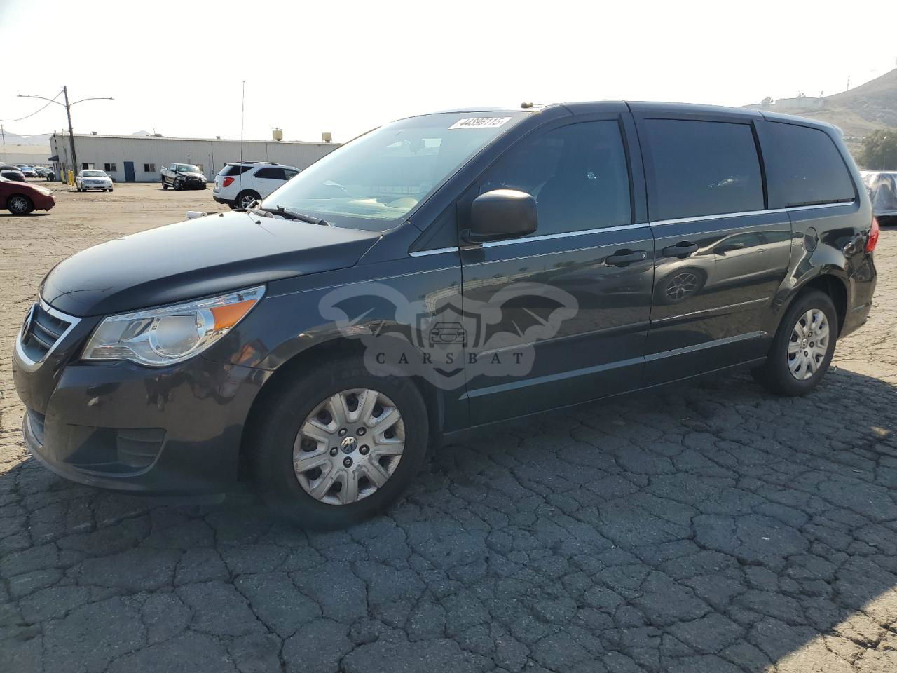 Volkswagen Routan S 3.6L  6 2012