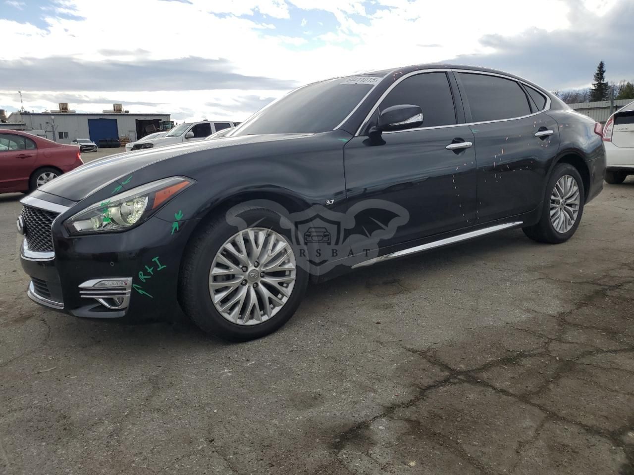 Infiniti Q70 3.7 3.7L 6 2015