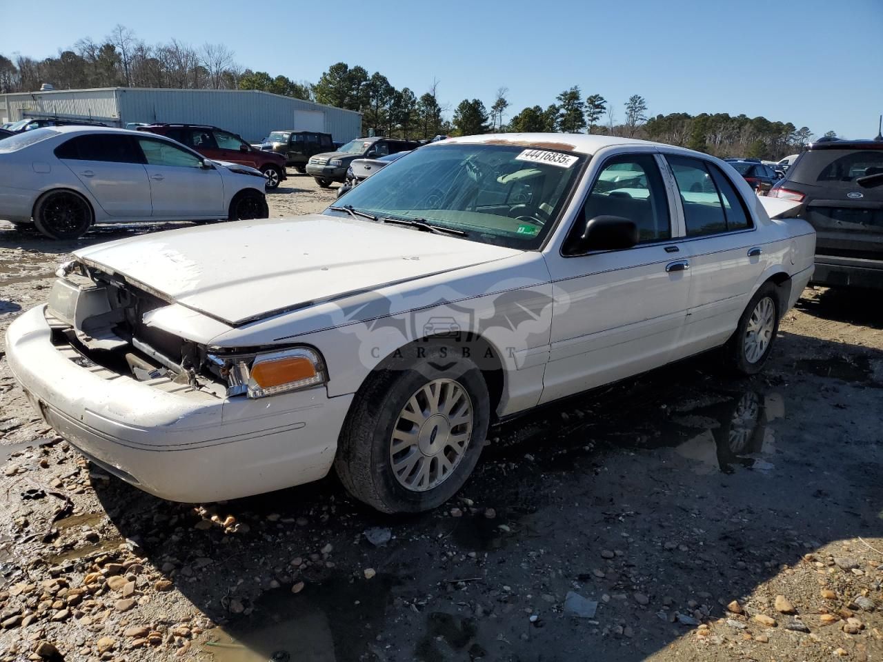 Ford Crown LX 4.6L 8 2004