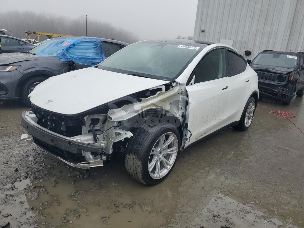 Tesla Model Y 2023