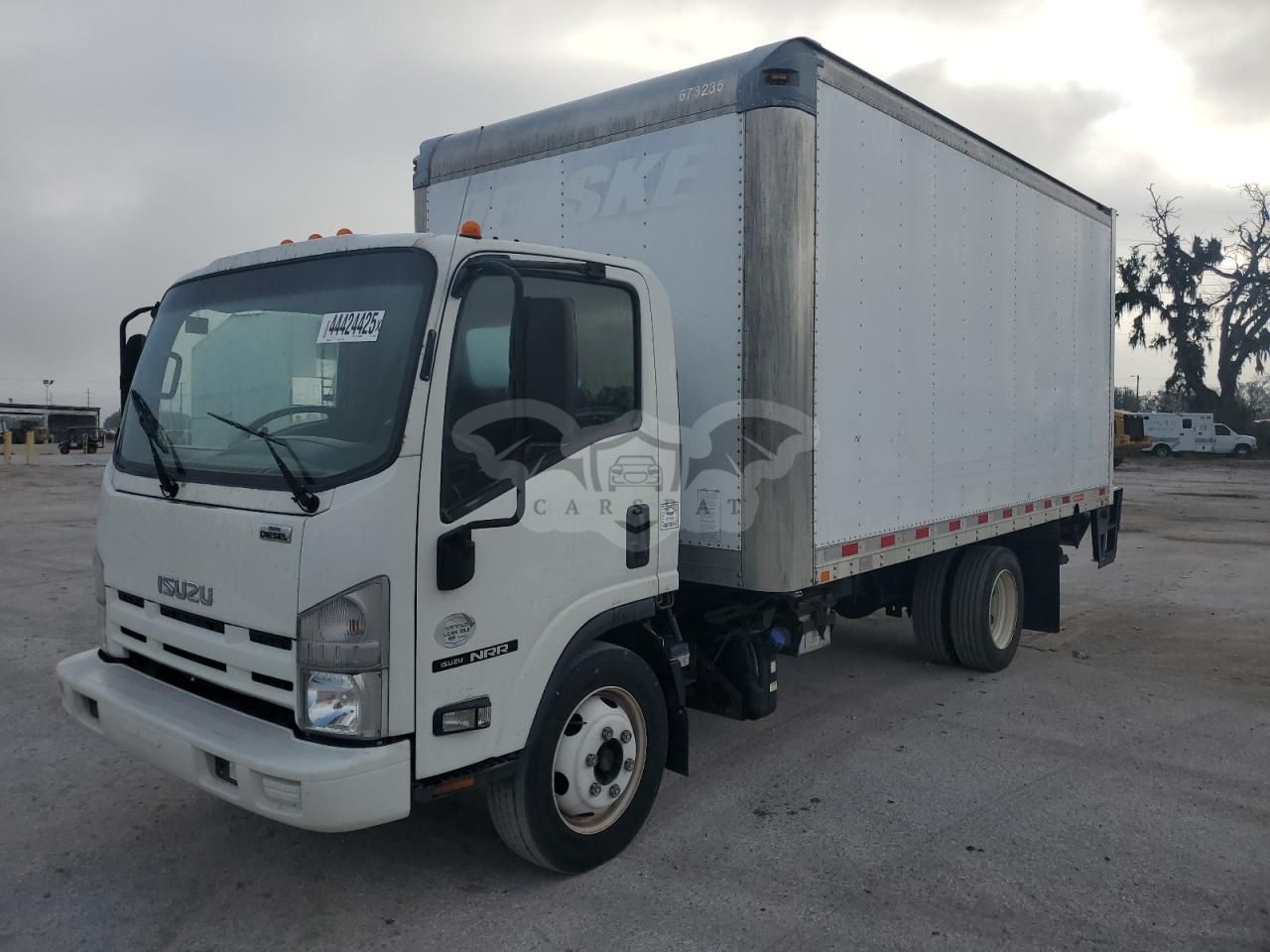 Isuzu NRR 5.2L 4 2013