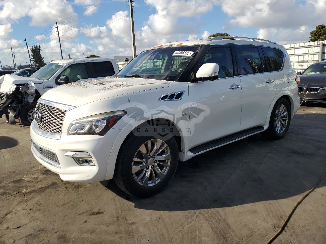 Infiniti QX80 5.6L  8 2015