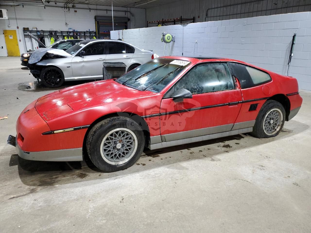 Pontiac Fiero 1986