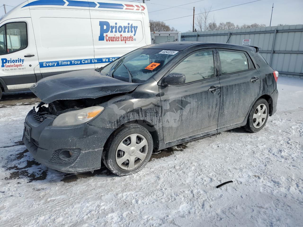 Toyota Matrix S 2.4L  4 2010