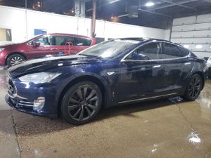Tesla Model S 2013