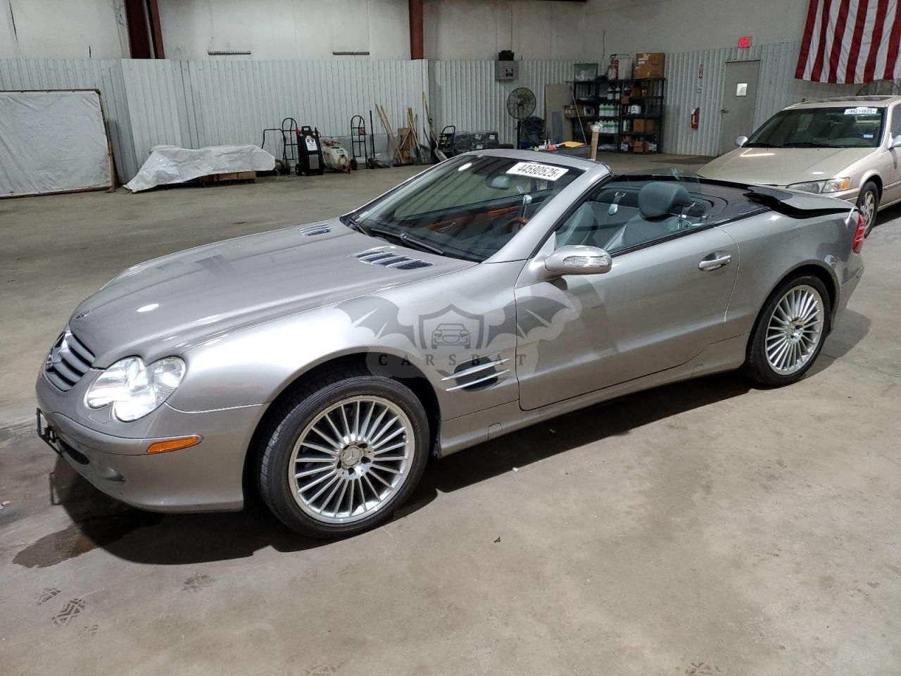 Mercedes-Benz SL 500 5.0L 8 2004