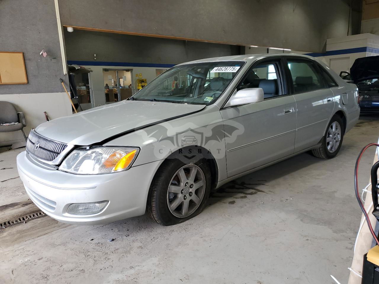 Toyota Avalon XL 3.0L  6 2001
