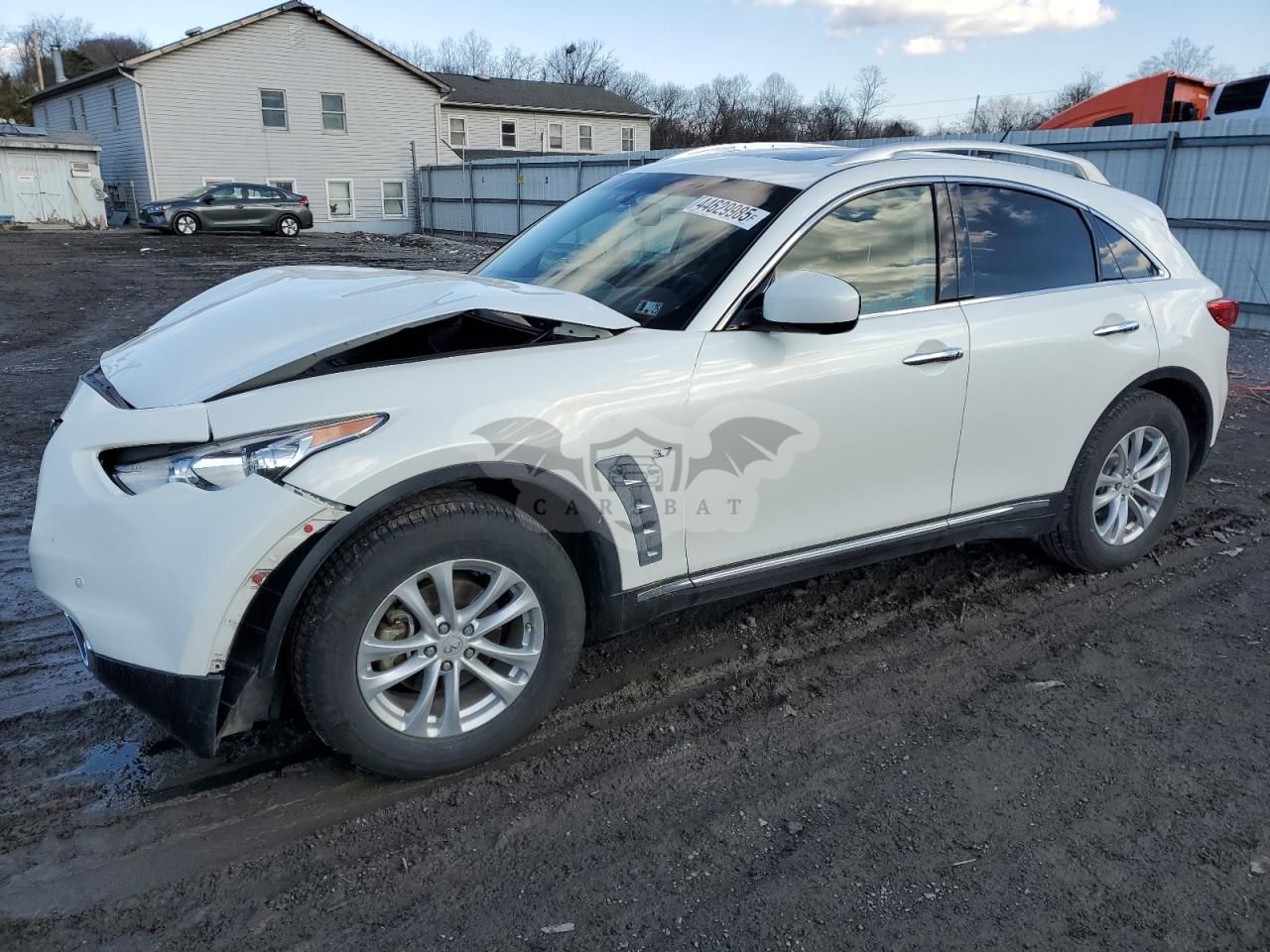 Infiniti QX70 3.7L 6 2014