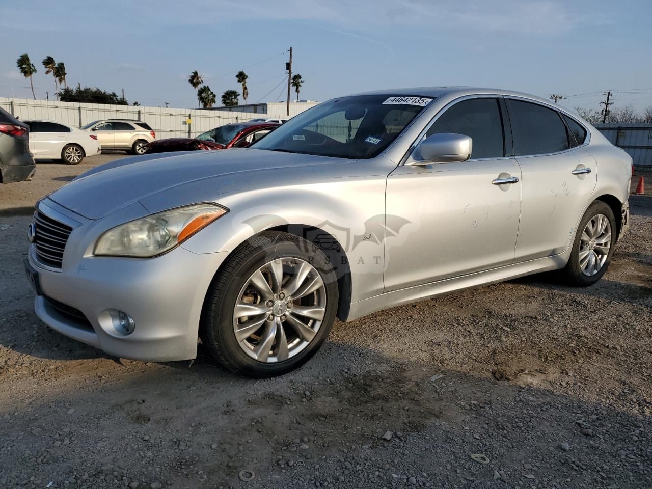 Infiniti Q70 3.7 3.7L 6 2014