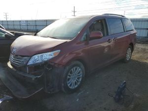 Toyota Sienna XLE 3.5L 6 2012