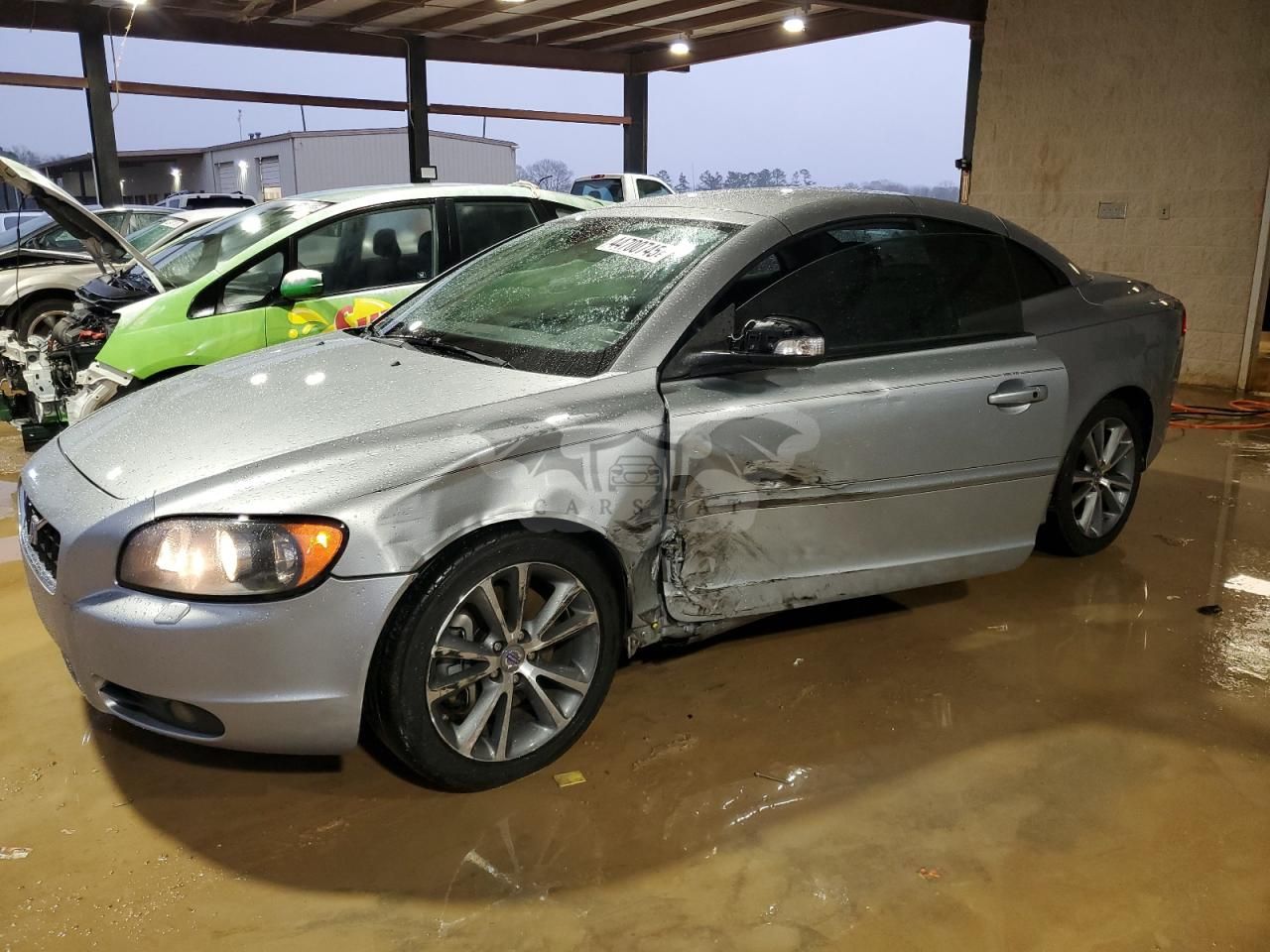 Volvo C70 T5 2.5L 5 2010