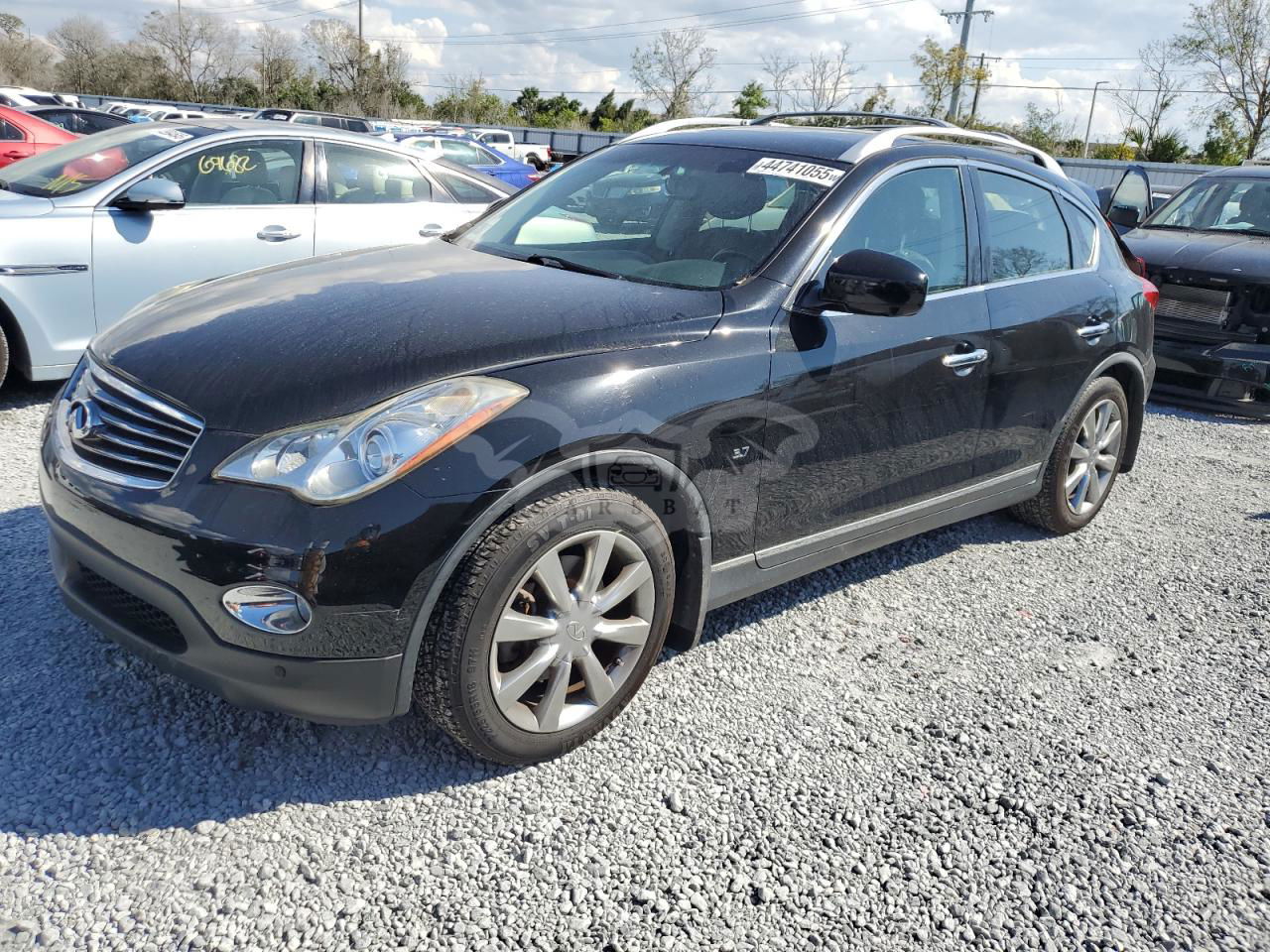 Infiniti QX50 3.7L  6 2014