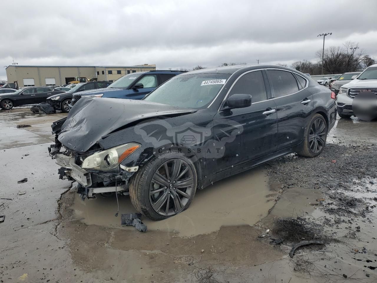 Infiniti M56 5.6L 8 2011