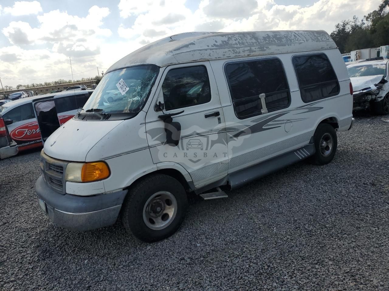 Dodge B-series B1500 5.9L 8 2001