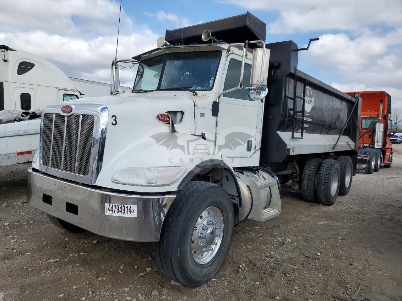 Peterbilt 330/337/348 8.3L 6 2012