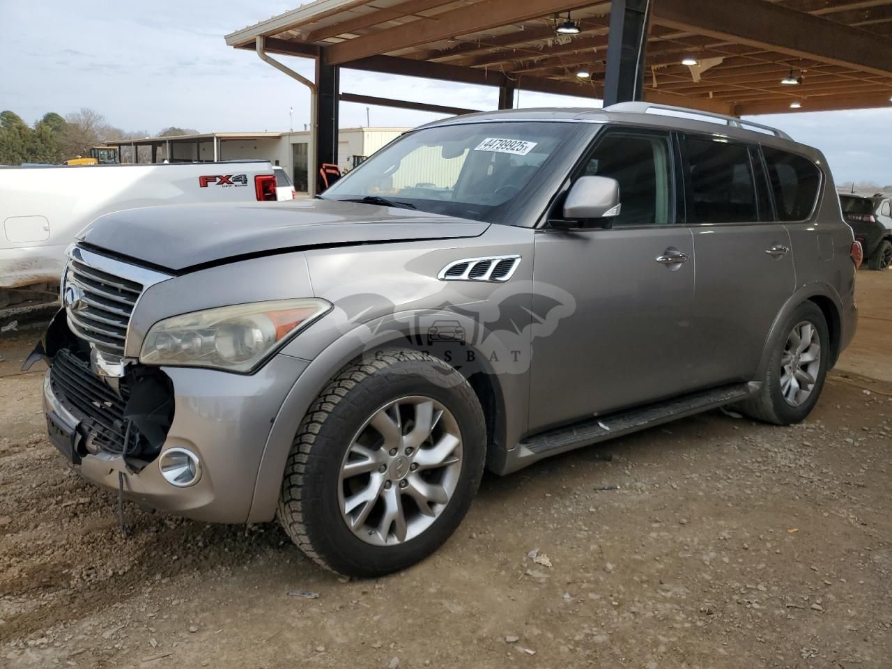 Infiniti QX56 5.6L 8 2011