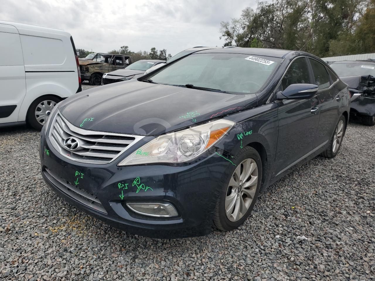Hyundai Azera 3.3L 6 2013