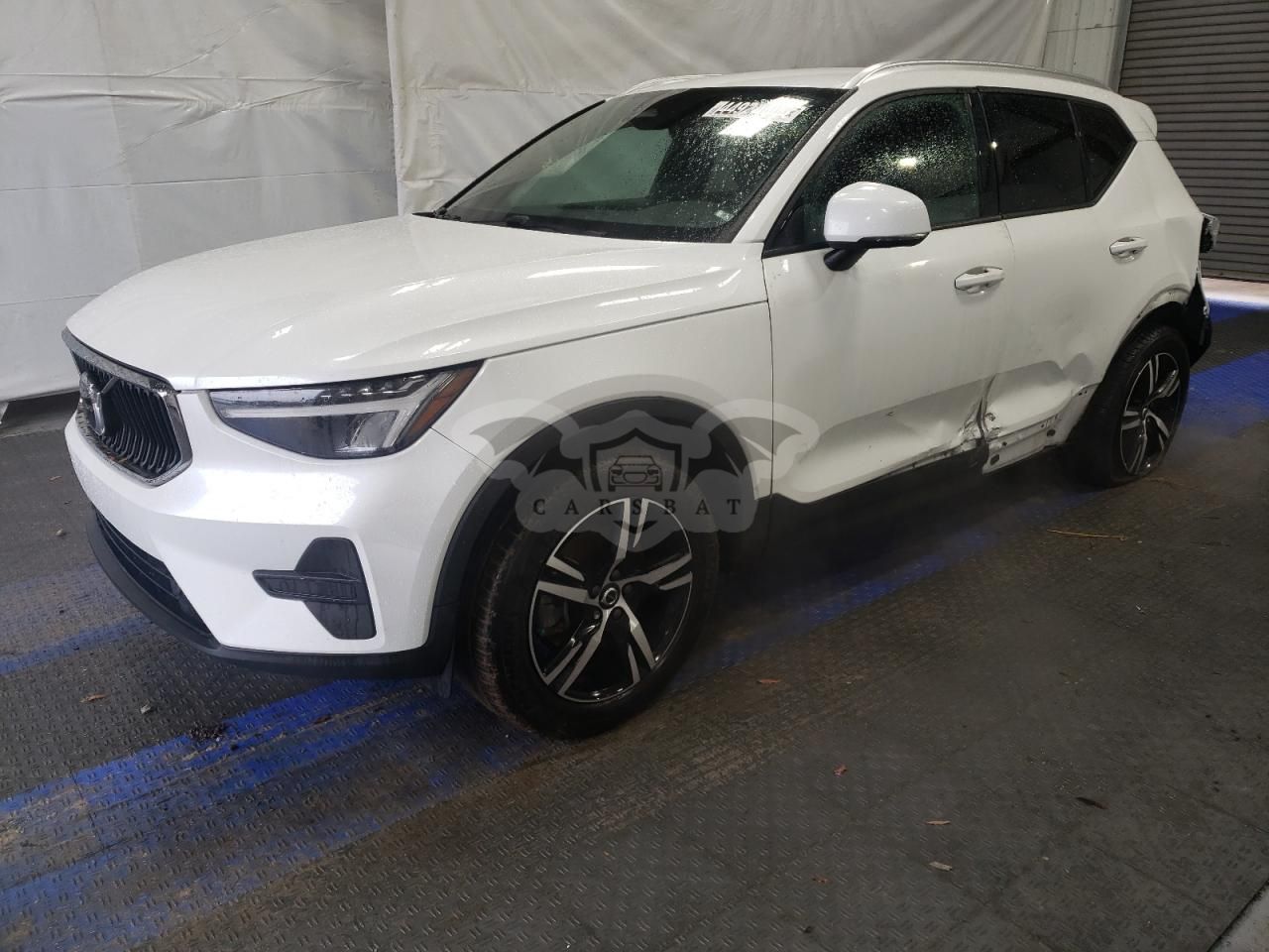 Volvo XC40 CORE 2.0L 4 2023