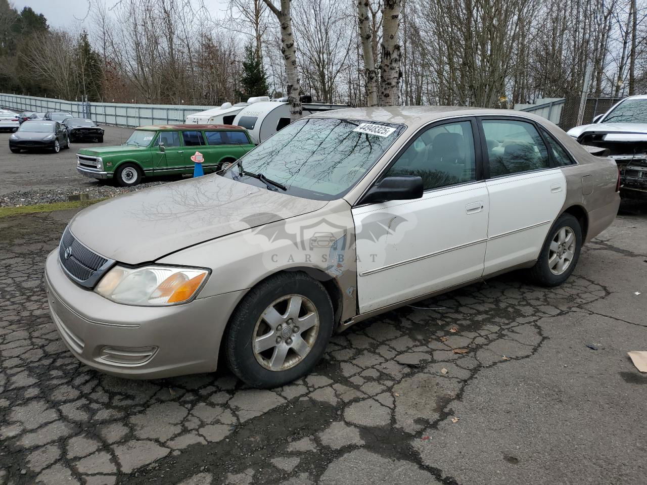 Toyota Avalon XL 2000