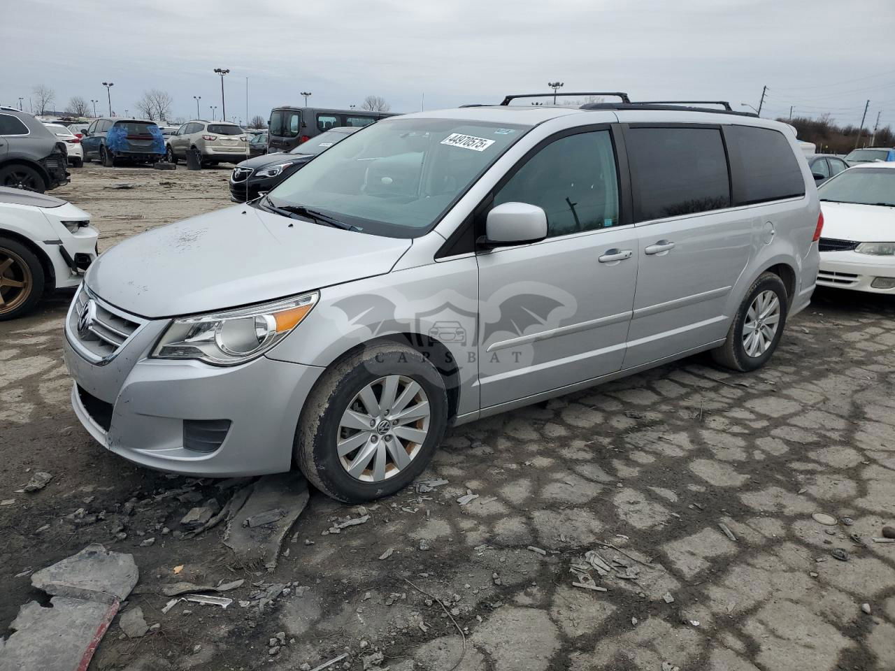 Volkswagen Routan SEL 3.6L  6 2012