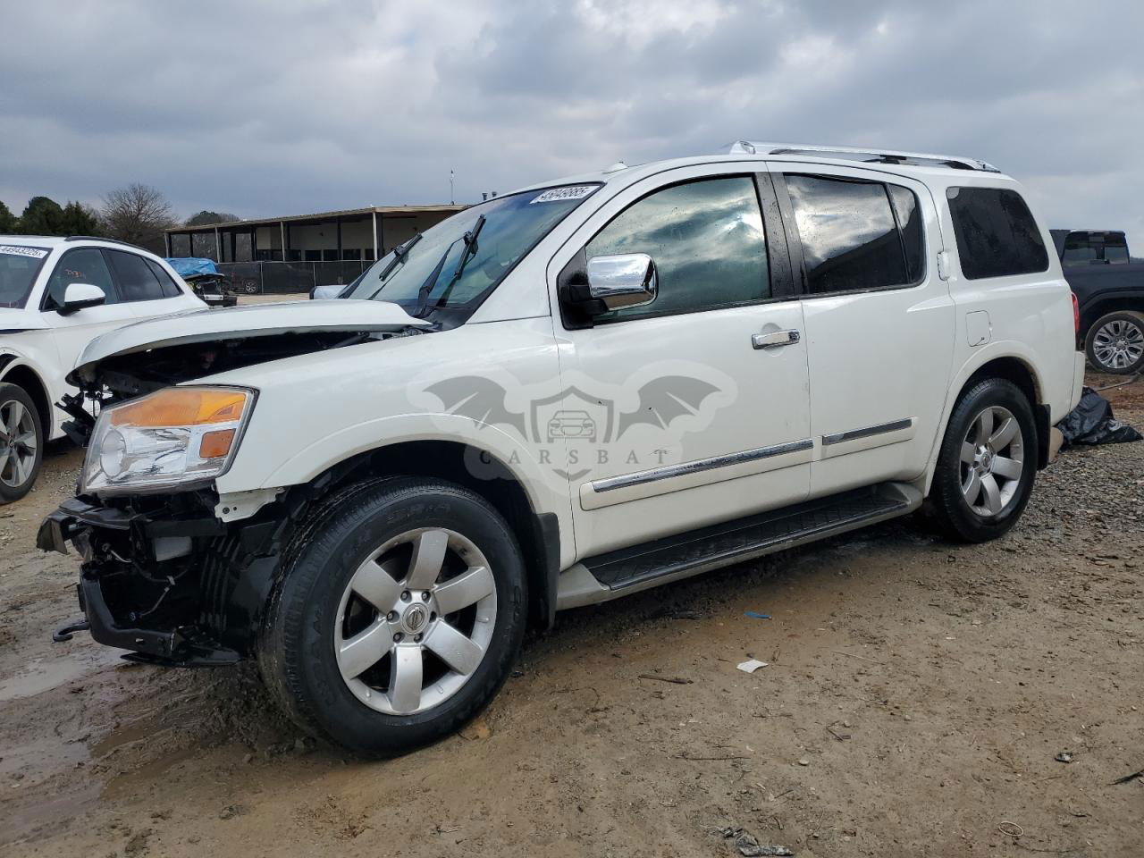Nissan Armada SV 5.6L  8 2013