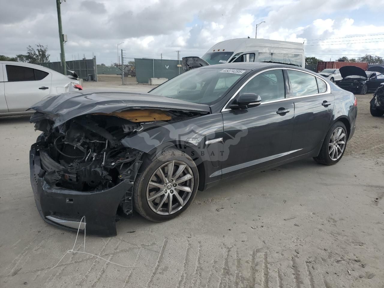 Jaguar XF 2.0L 4 2013