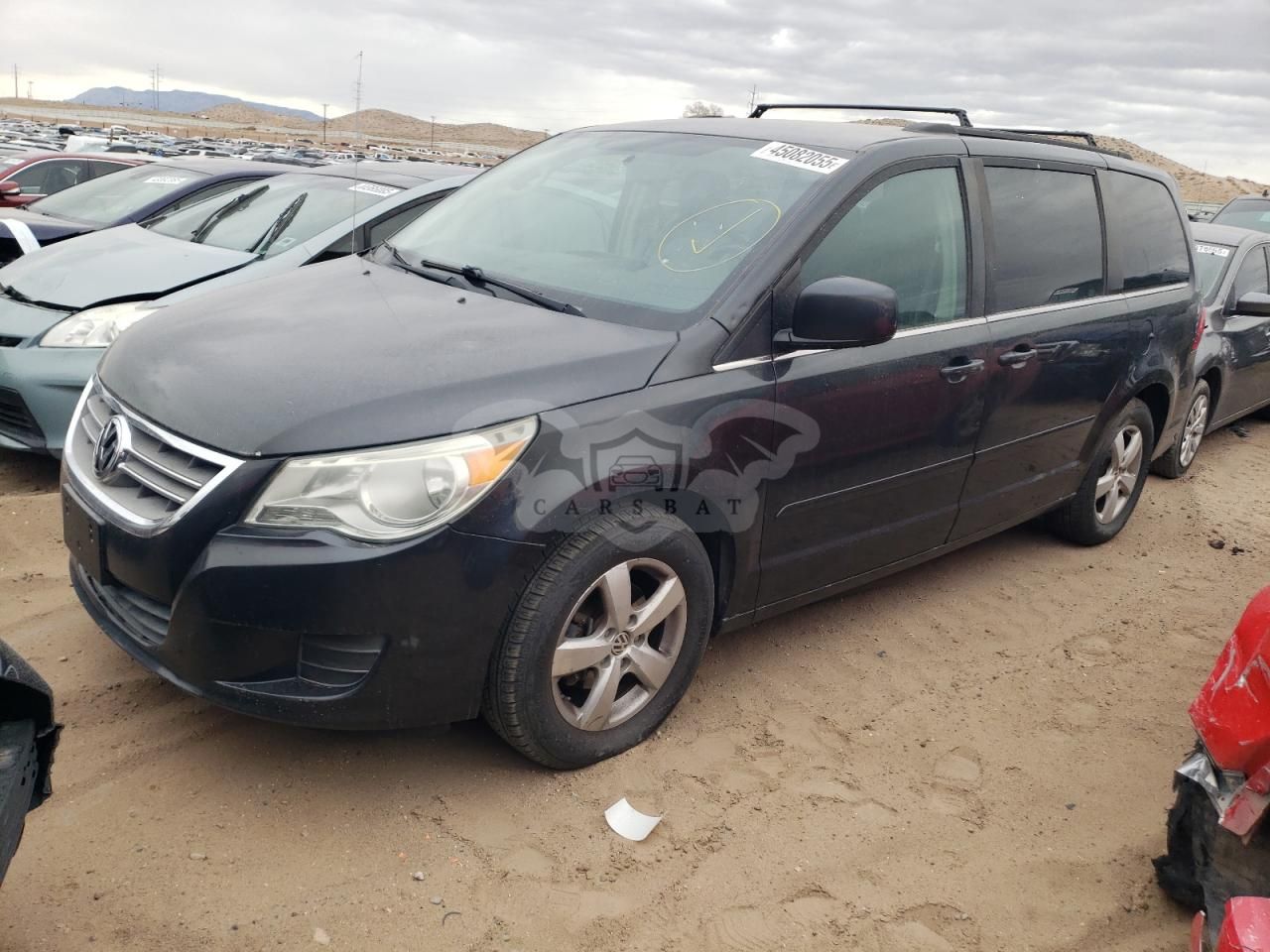 Volkswagen Routan SE 3.6L 6 2011
