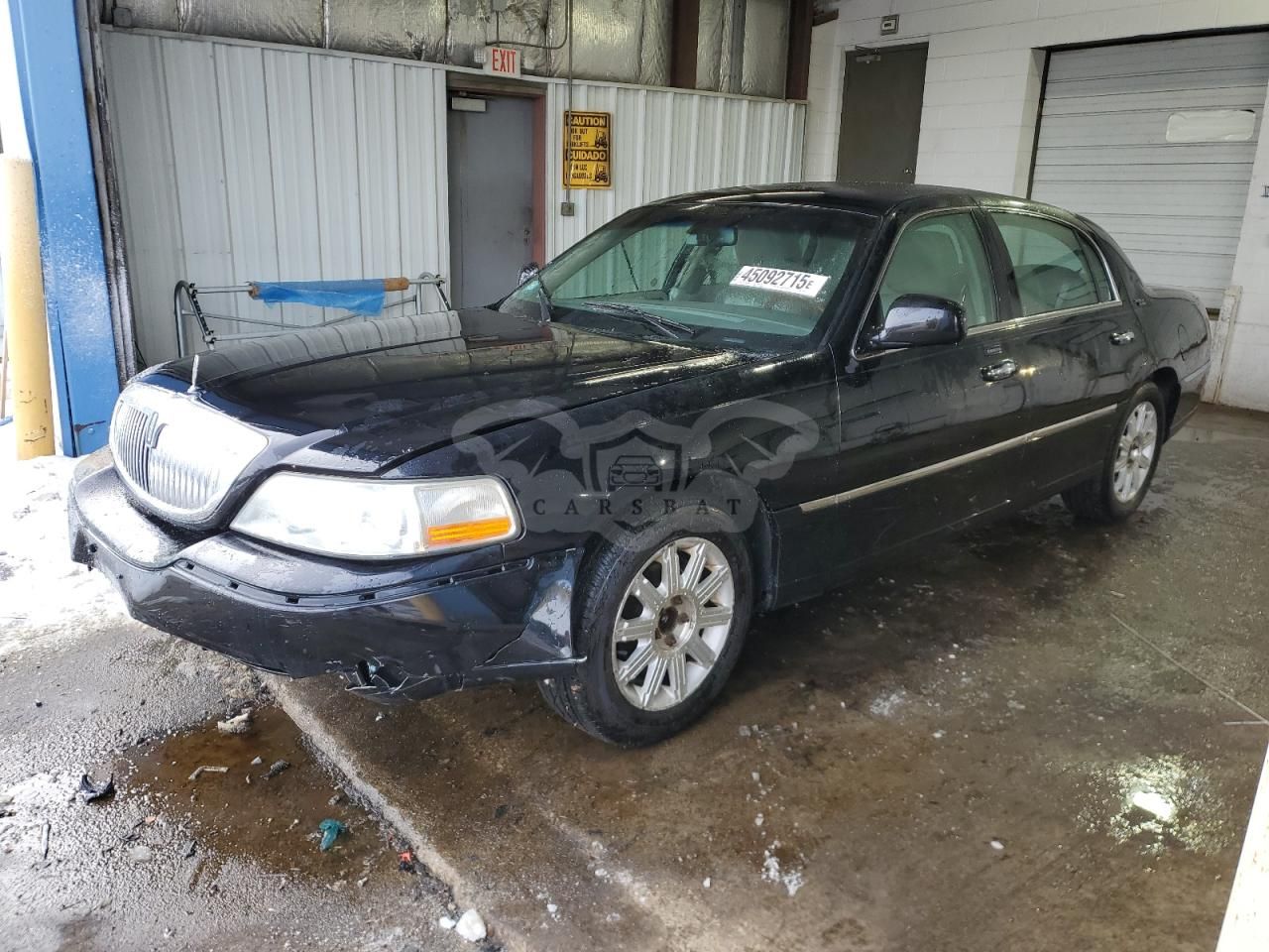 Lincoln Town Car SIGNATURE LIMITED 4.6L 8 2011