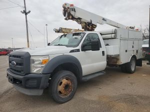 Ford F-450 SUPER DUTY 6.8L 10 2013