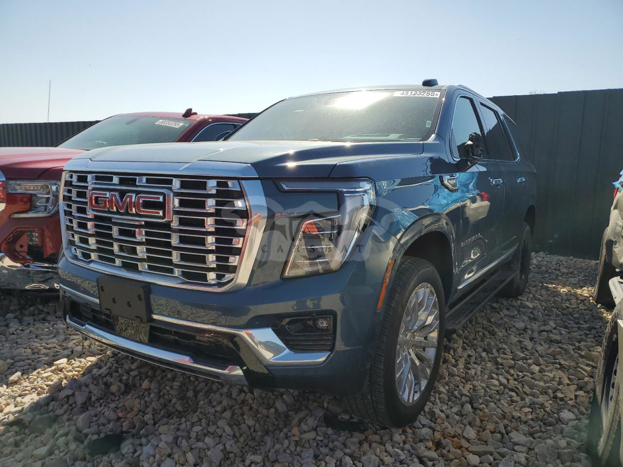 GMC Yukon DENALI 6.2L  8 2025