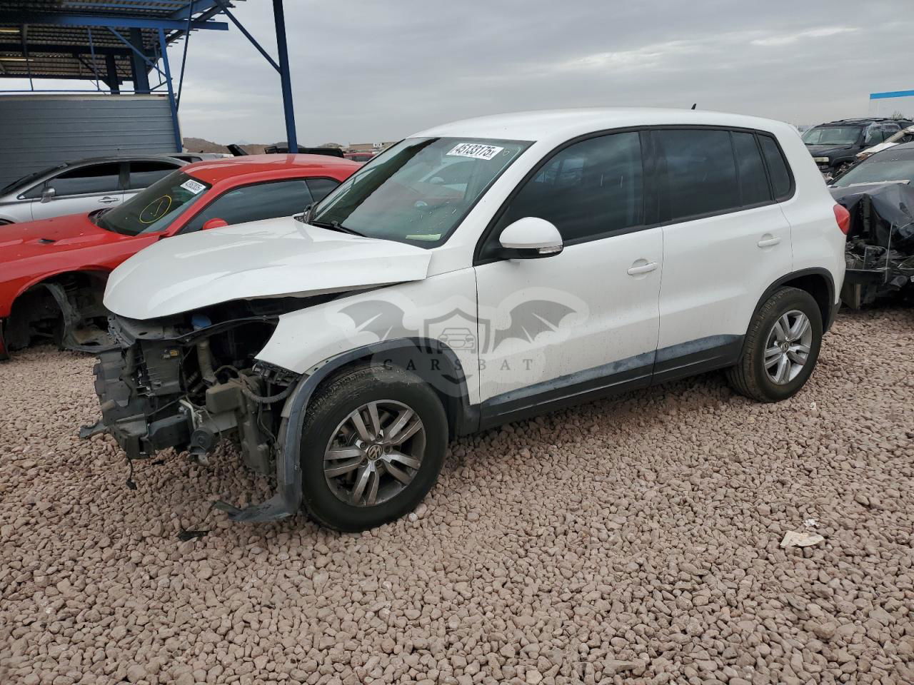 Volkswagen Tiguan S 2.0L  4 2013