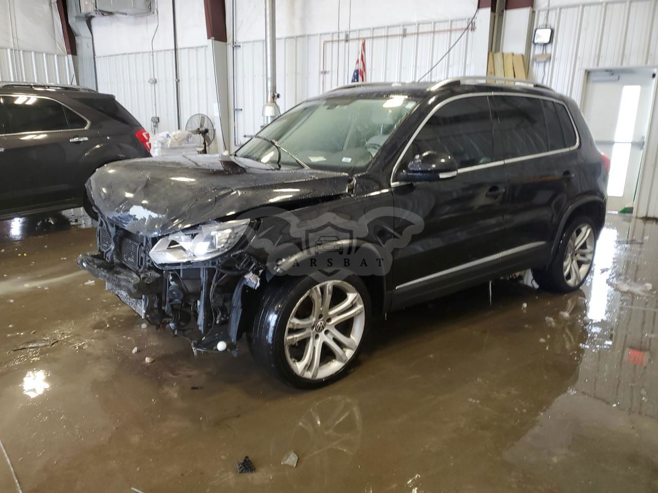 Volkswagen Tiguan S 2.0L  4 2013
