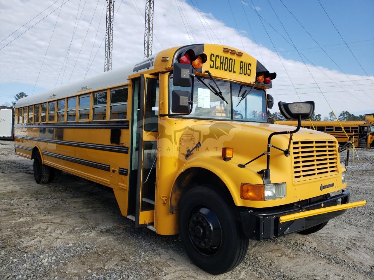 International 3000 3800 8 1995
