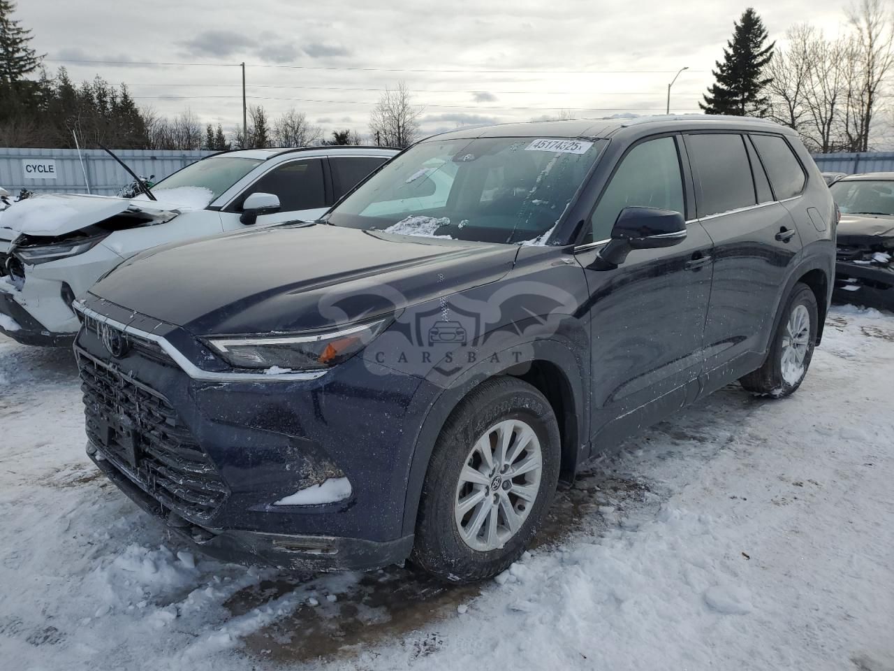 Toyota Grand Highlander XLE 2.4L 4 2024