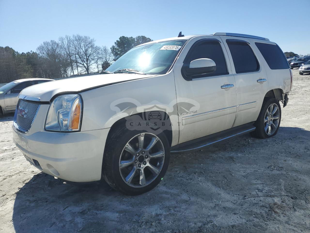 GMC Yukon DENALI 6.2L  8 2014