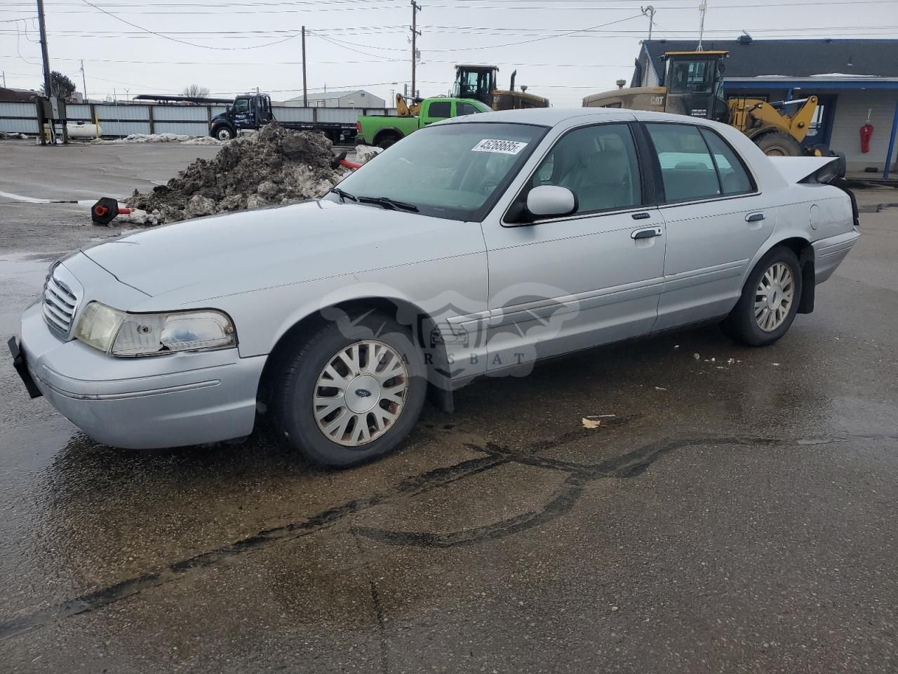 Ford Crown LX 4.6L 8 2003