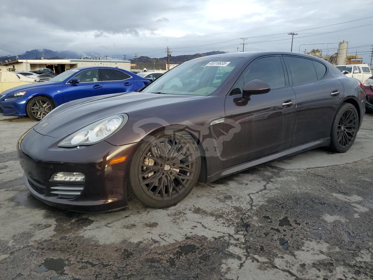 Porsche Panamera S 4.8L 8 2011