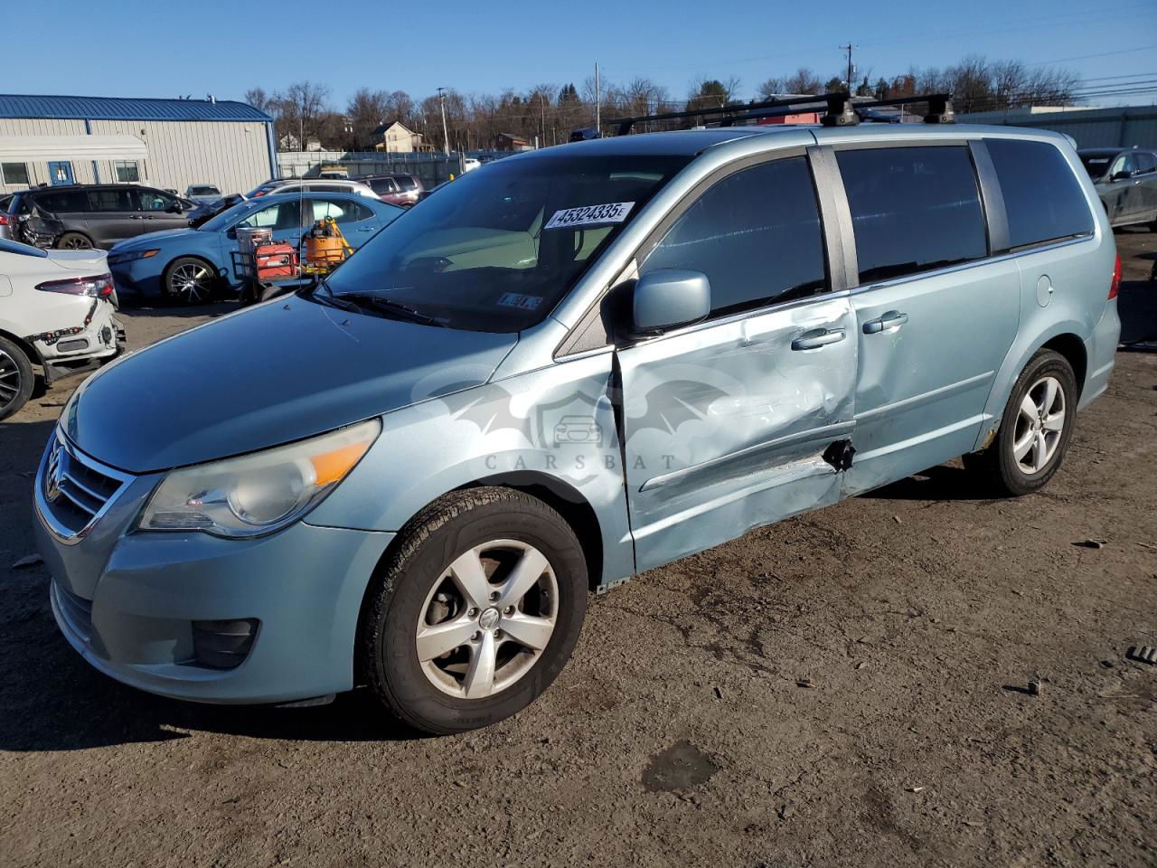 Volkswagen Routan SE 3.8L  6 2010