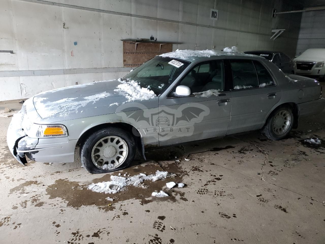 Ford Crown LX 4.6L 8 2002